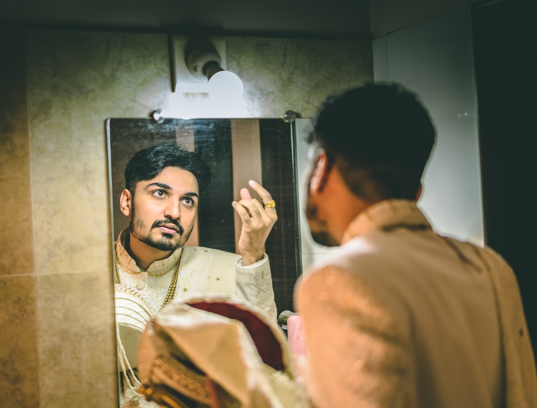 men grooming mirror